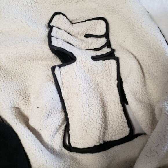 JJ Cole Bundle Me Car Seat Cover Black Faux Sherpa Lining Cozy Warm Winter - Picture 6 of 10